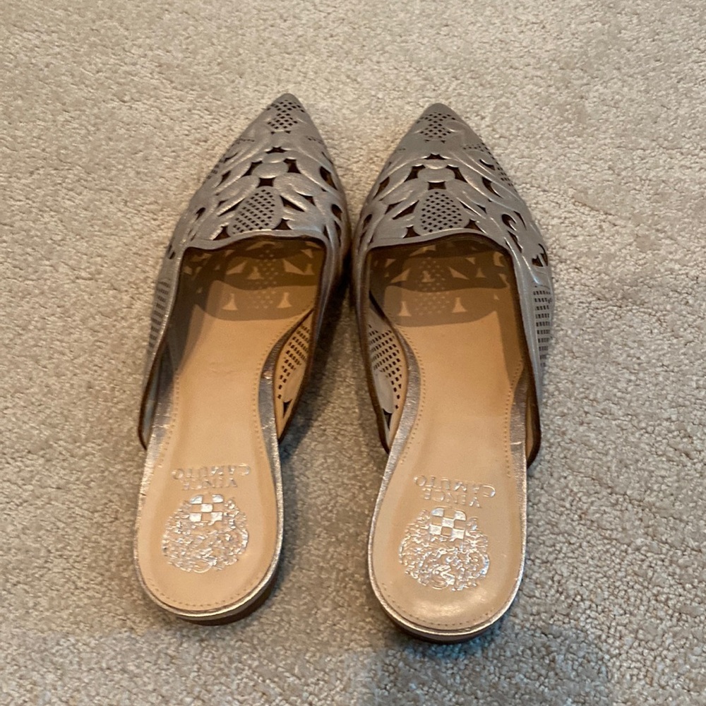 Vince Camino mules Size 91/2. Gold metallic